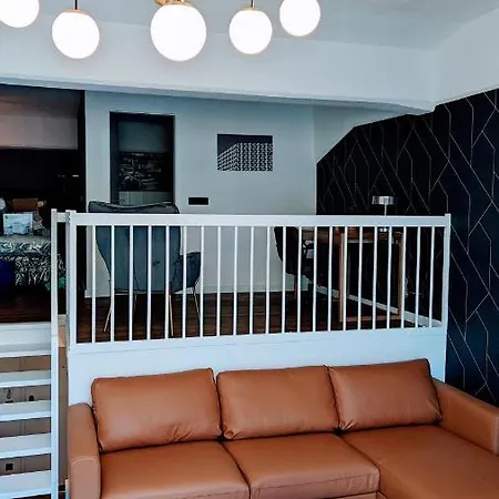 Premium Loft Im Szeneviertel, Wlan, Smart Tv, Parklplatz *