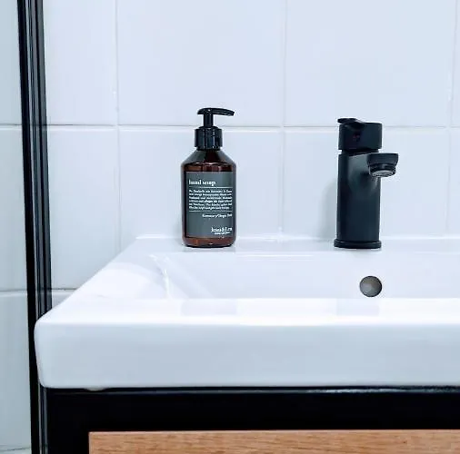 Premium Loft Im Szeneviertel, Wlan, Smart Tv, Parklplatz, Netflix Apartment *